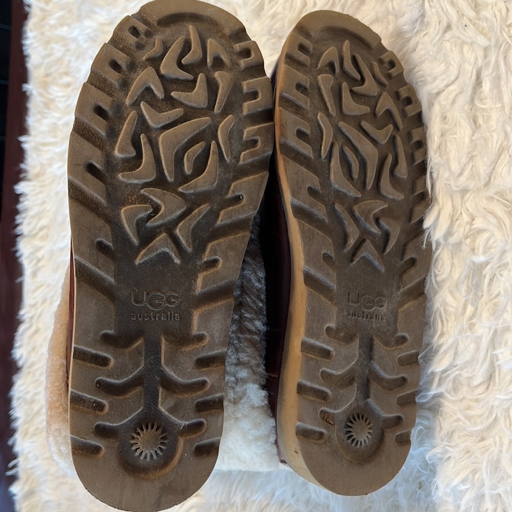UGG Boots - Size 7 - Picture 5 of 8